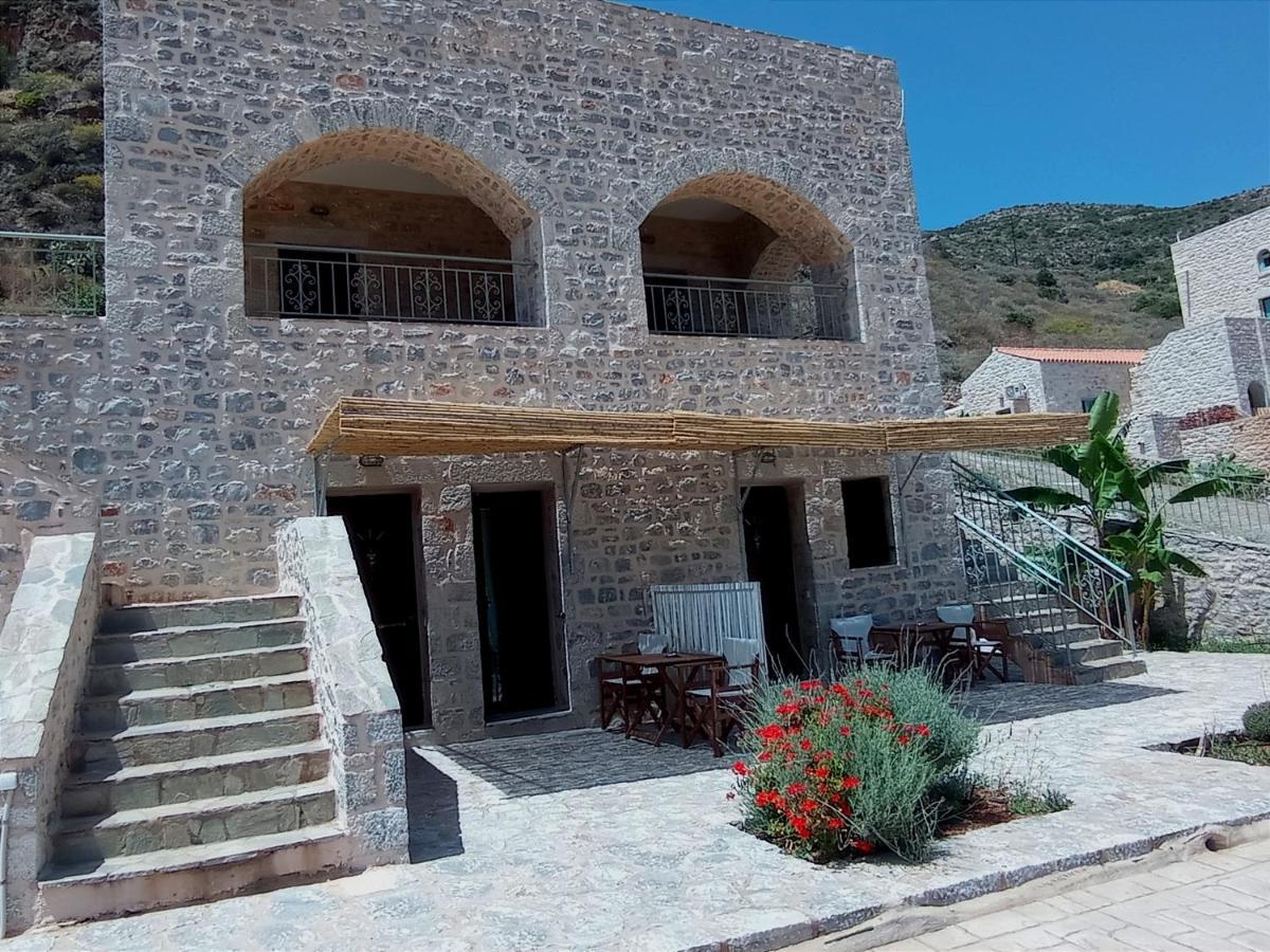 Mani Blue Studios Oítilon Exterior foto